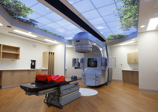 Ceiling art in a radiation therapy department: its effect on patient treatment experience