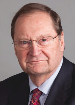 Editorial: Harmonische Zusammenarbeit von Mensch und Maschine in der chemischen Synthese
