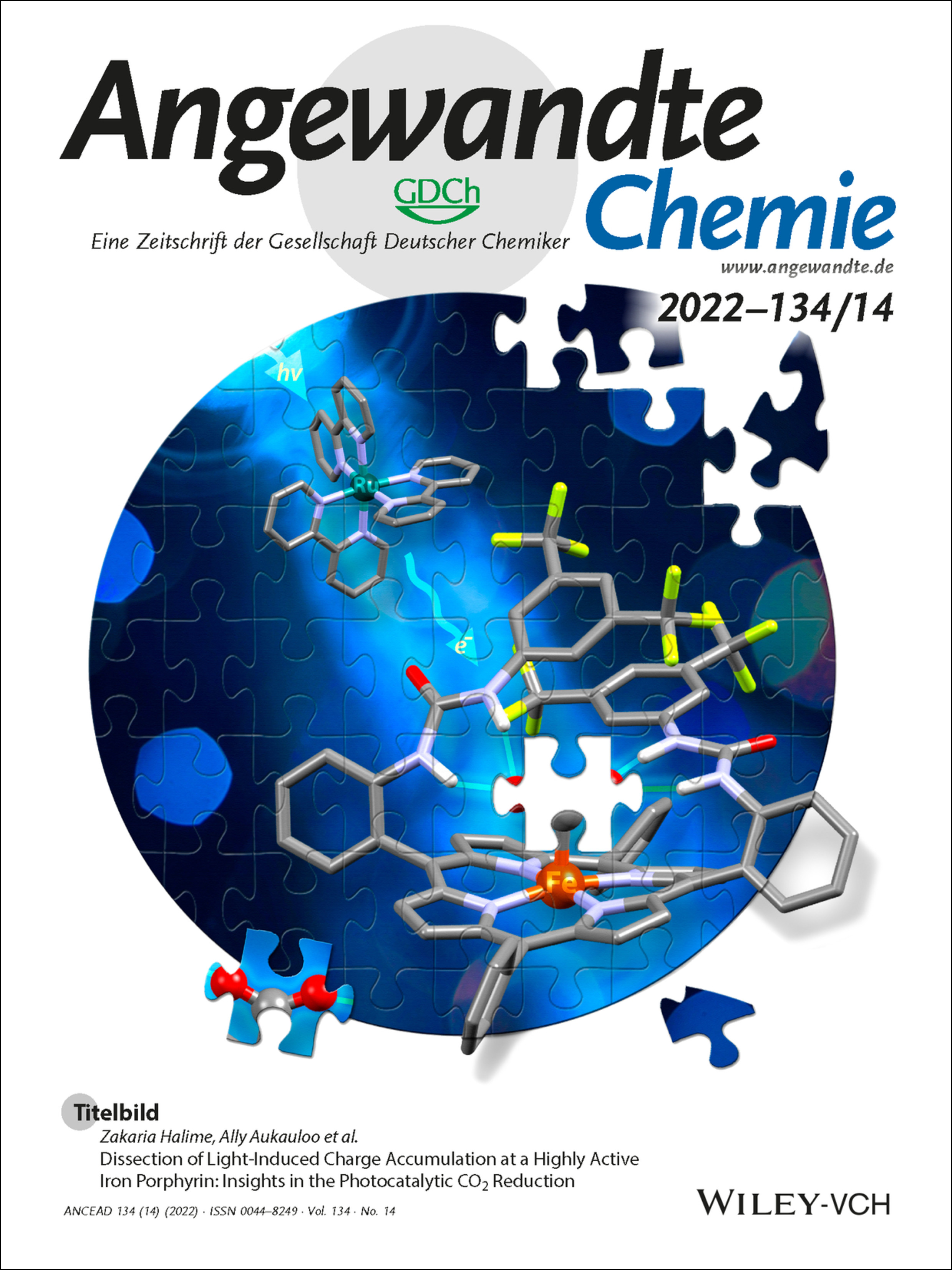 Titelbild: Dissection of Light-Induced Charge Accumulation at a Highly Active Iron Porphyrin: Insights in the Photocatalytic CO2 Reduction (Angew. Chem. 14/2022) Volume 134 Issue 14, 2022