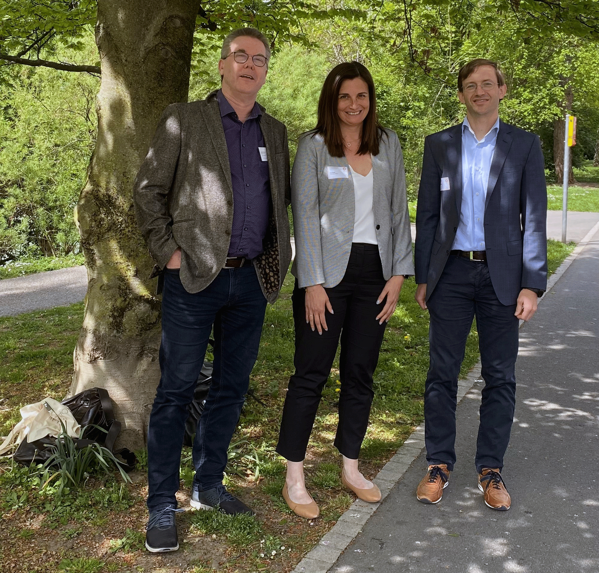 Richard J. Smith, Eva Hevia and Jérôme Waser