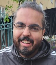 Photo of Dr. Manuel Mera
