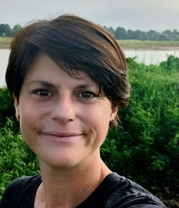 A headshot photo of Dr. Nadine Ruppert