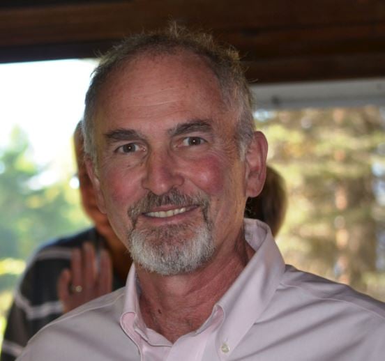 Dr Bruce Paster